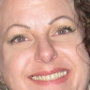 Meet your Posher, Debora